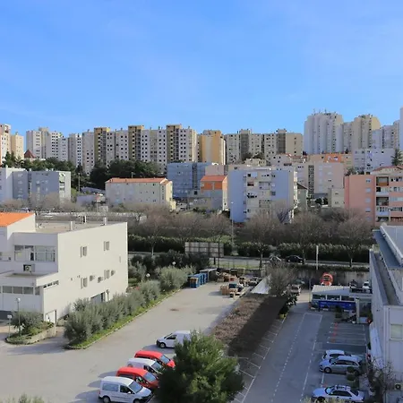 With Wifi - 20900 Apartment *