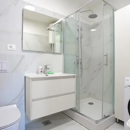 Apartment With Wifi - 20900